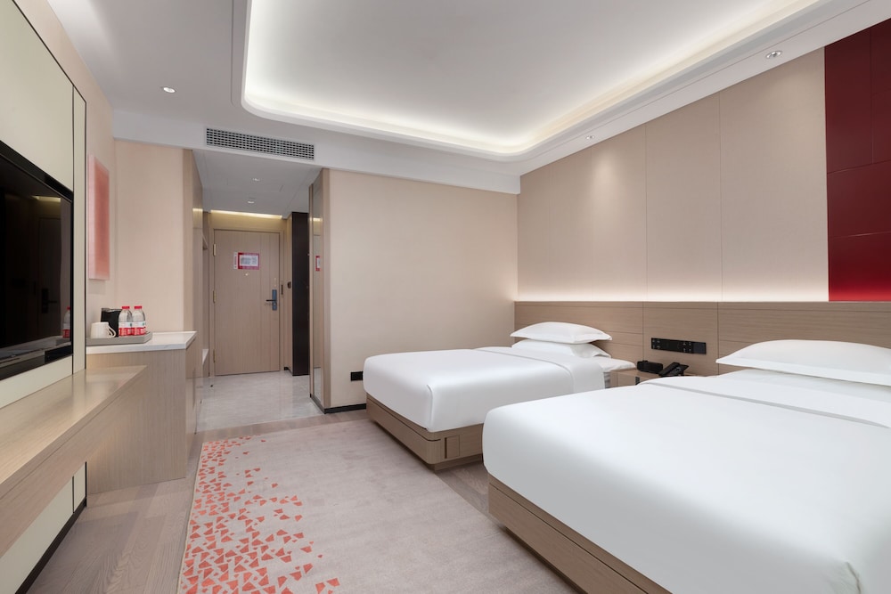 Ramada by Wyndham Honghe Kaiyuan 17/52