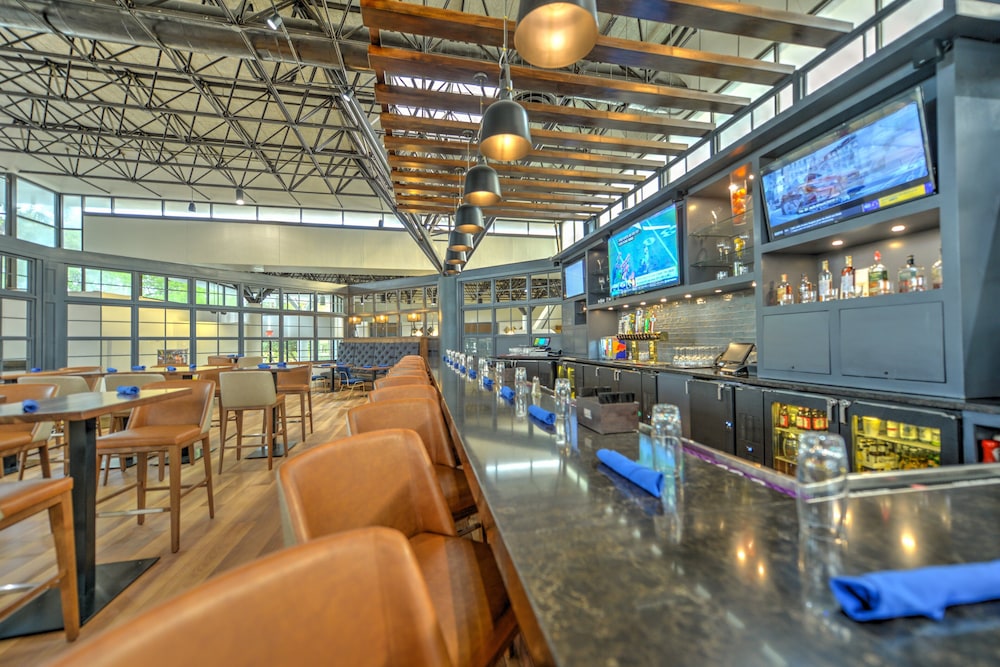Wyndham Jacksonville Hotel and Conference Center 42/48
