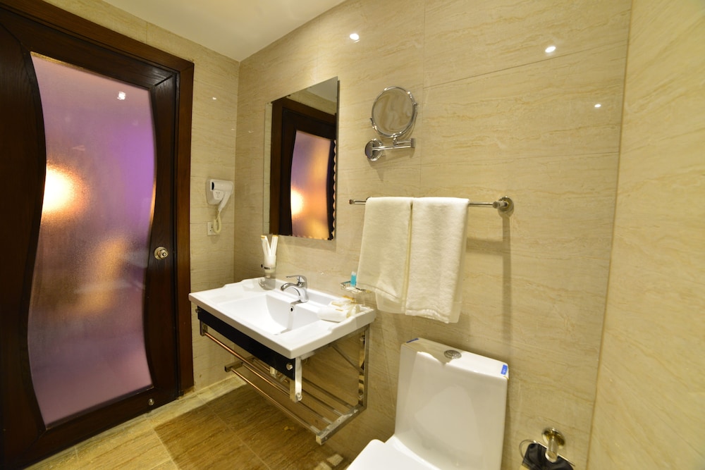 P Quattro Relax Hotel 36/73