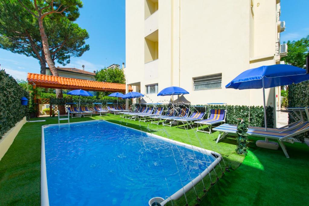 Vannucci Hotel 24/27