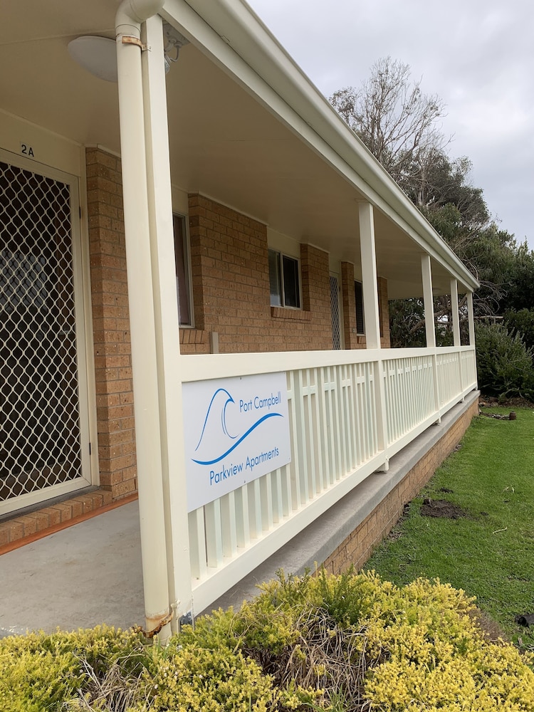 Port Campbell Parkview Motel Apartments 11/64