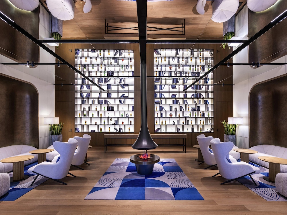 Novotel Shanghai JingAn 26/50