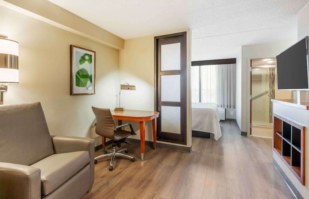 Extended Stay America Premier Suites - Cleveland - Independence 32/55