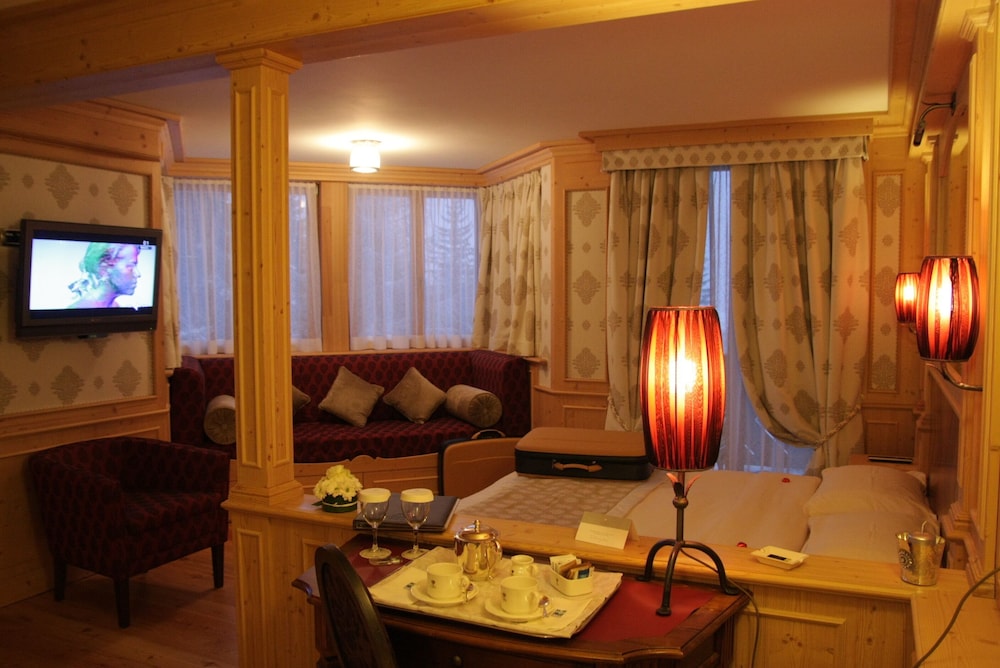 Cristal Palace Hotel 32/53