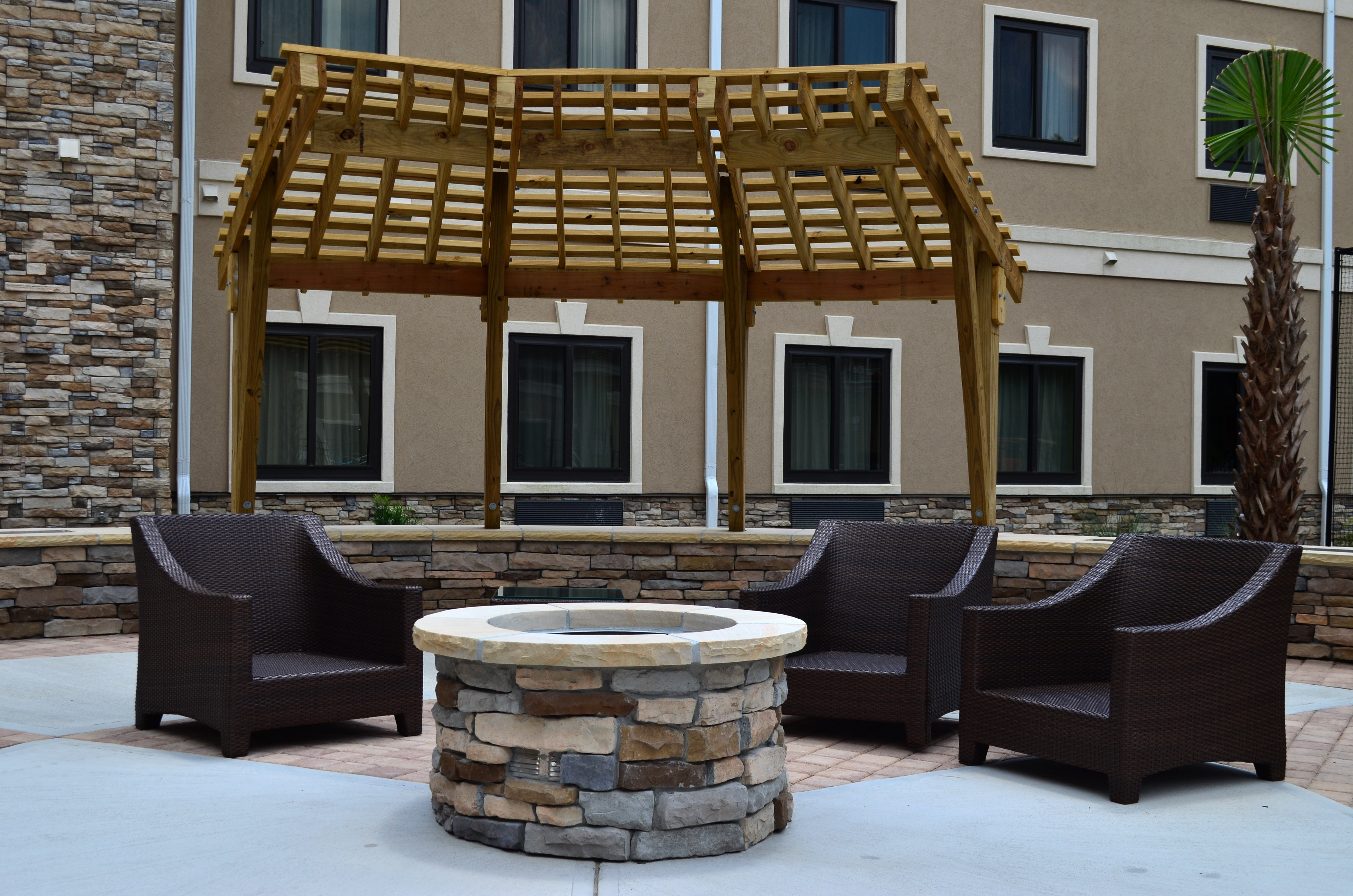 Staybridge Suites Jacksonville Camp Lejeune Area 18/28