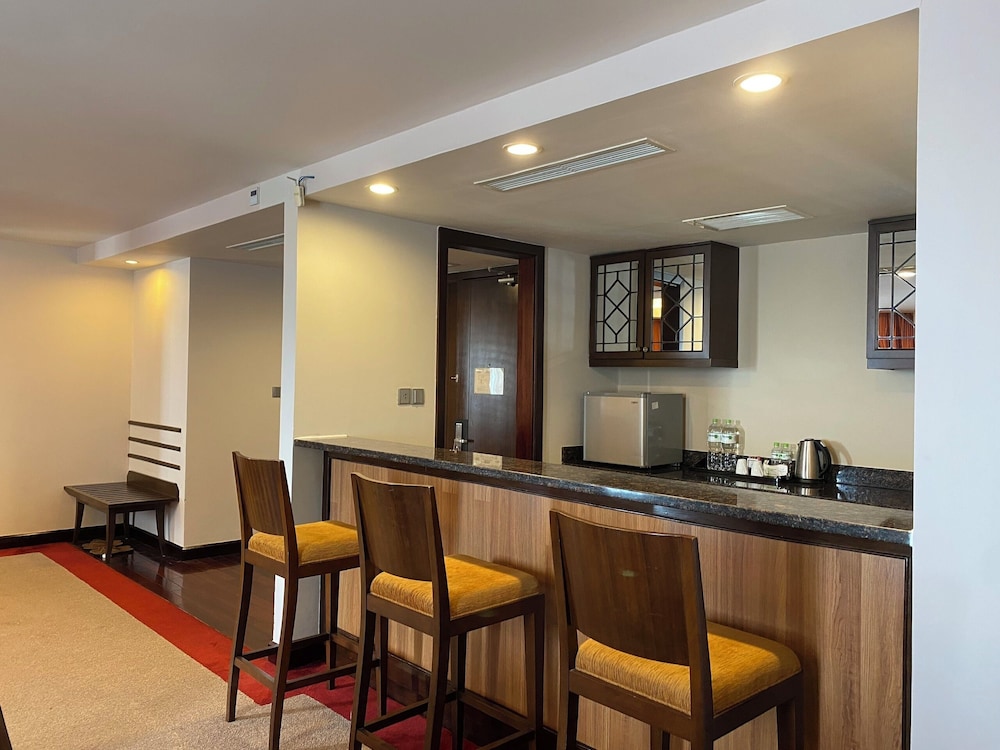 Muong Thanh Hue Hotel 57/74