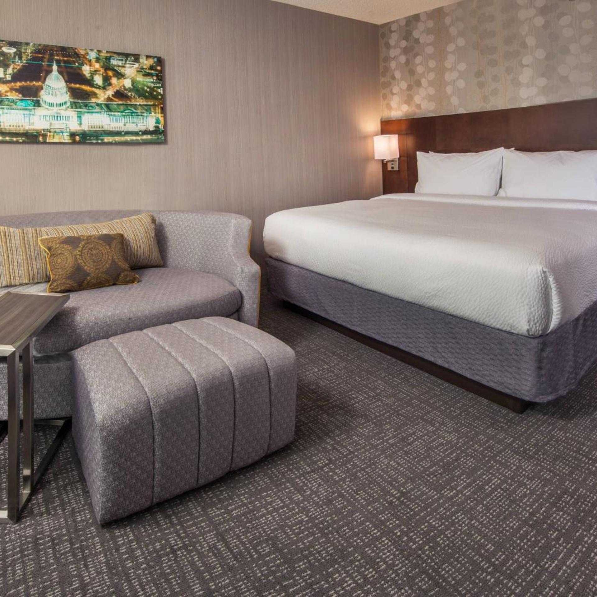 State, 2 Queen Beds, High Floor