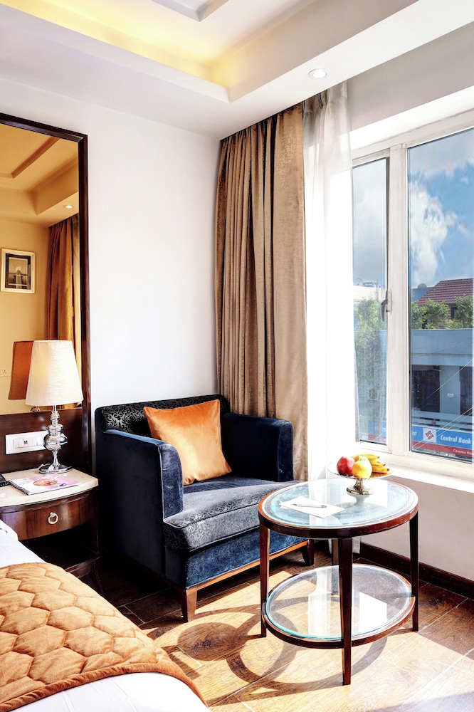 Flute Boutique Hotel 33/48