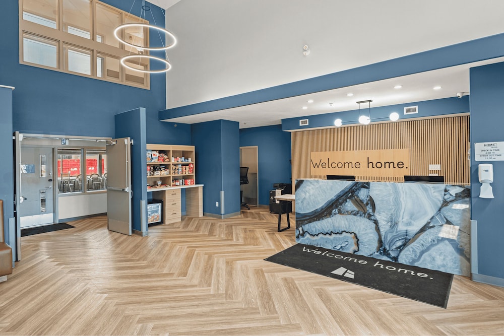 Home Inn and Suites Regina Airport 45/68