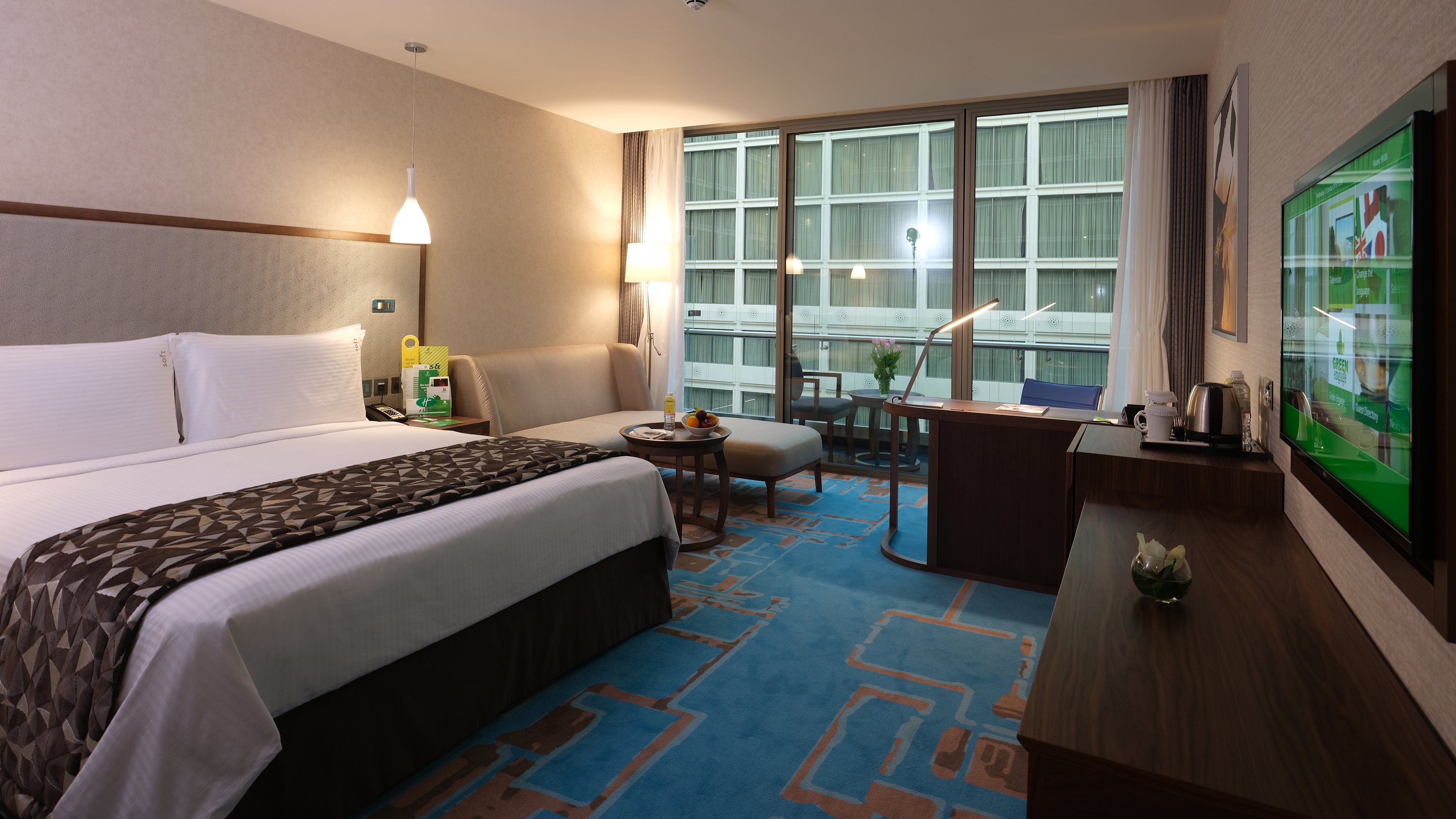 Holiday Inn Al Thuraya City 25/80