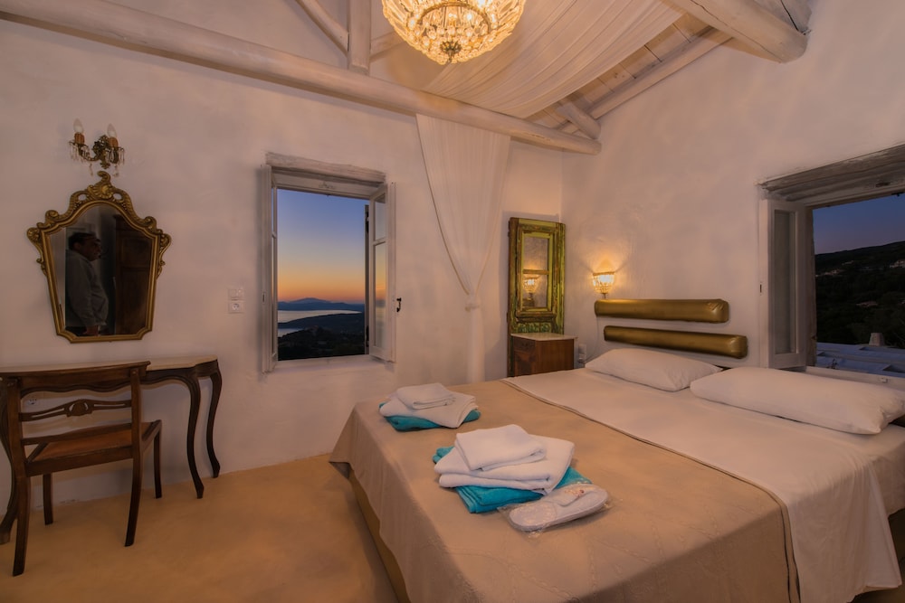 Aria Villa 27/50