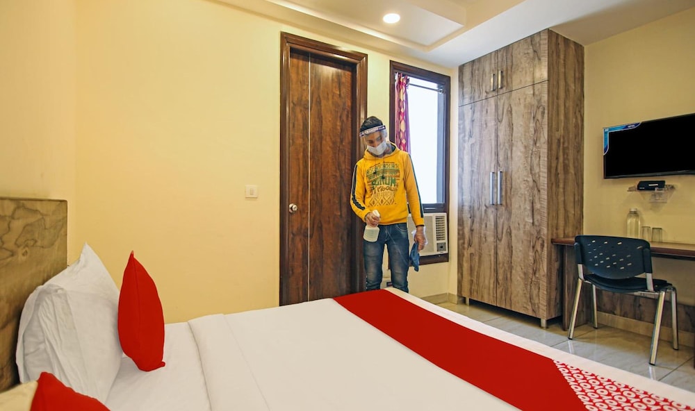 Hotel Rajputana Palace 12/29