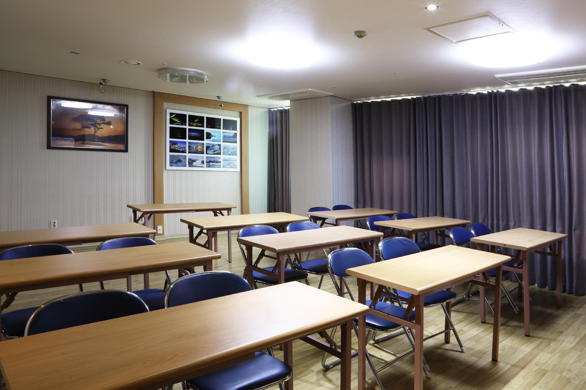 The Hotel Yeongjong Incheon Airport 44/54