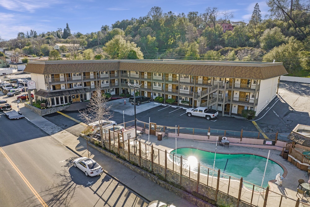 Heritage Inn Yosemite Sonora Formerly Inns of California Sonora 56/58