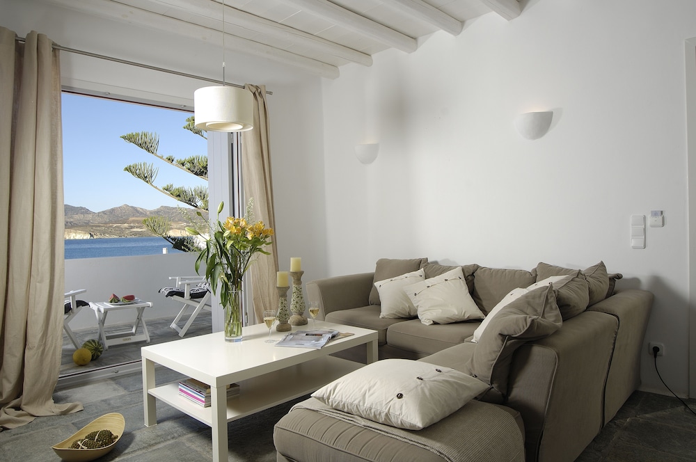 Kapetan Tasos Suites 44/60
