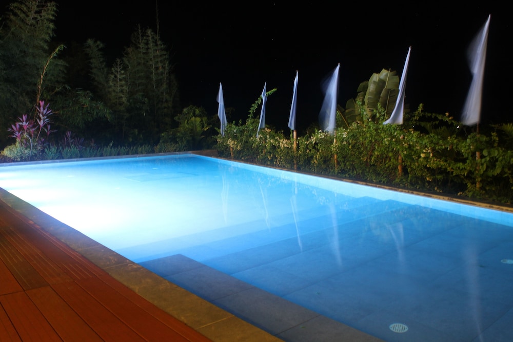 Ocean Suites Boutique Hotel 39/66