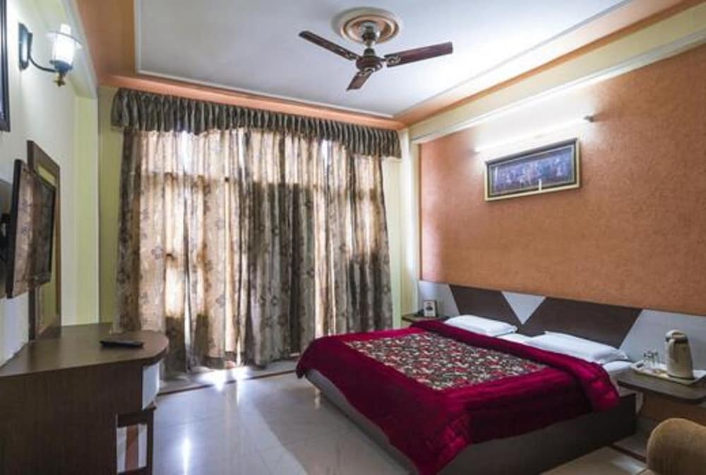 HOTEL BHAWANI INTERNATIONAL 29/45
