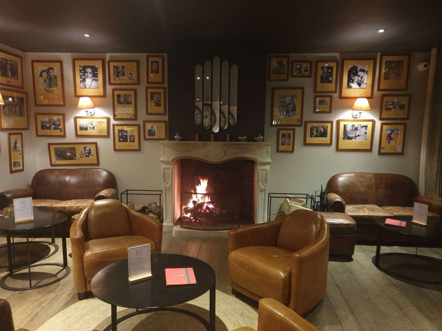 Hotel Le Lion D'or Et Restaurant La Table Du Lion 16/18