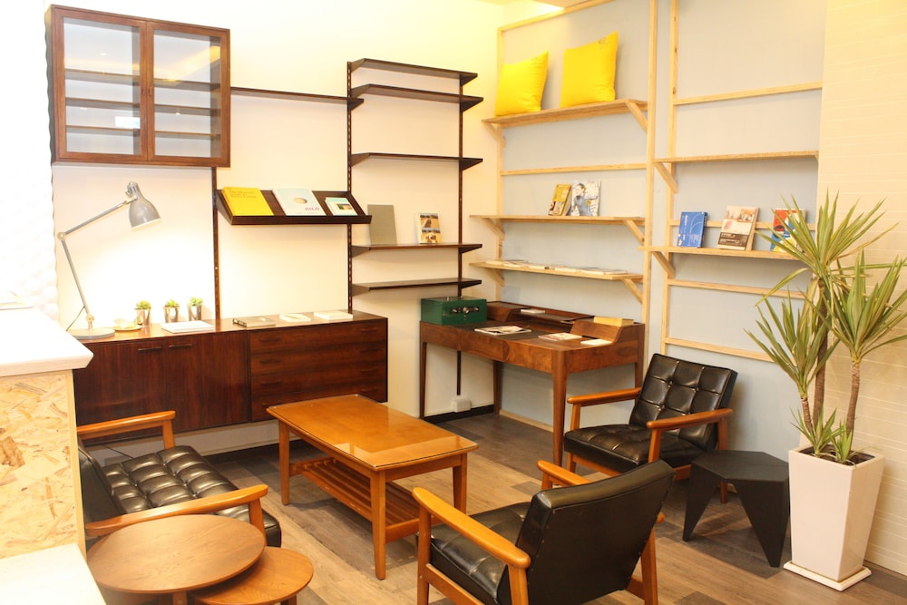 Bee House Taipei 37/59