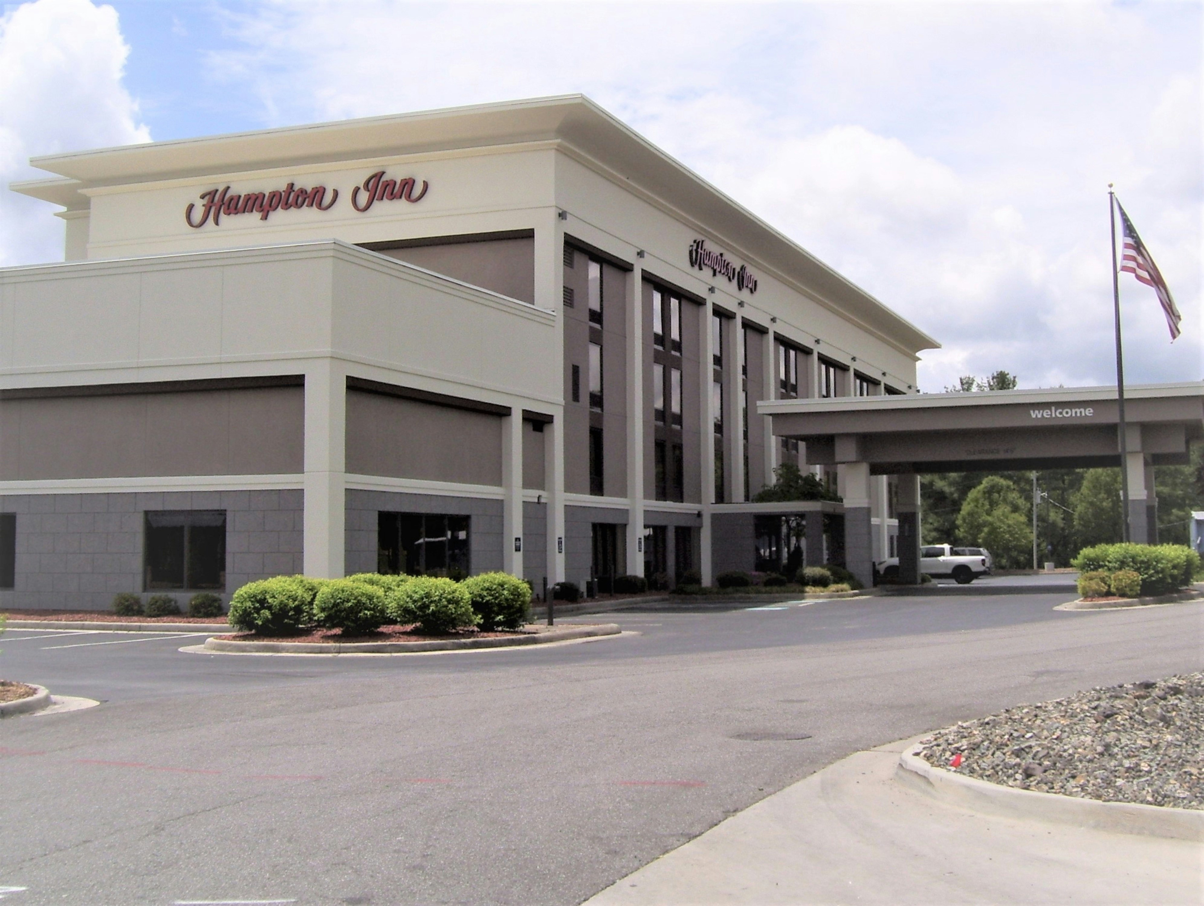 Hampton Inn Hillsville 44/45