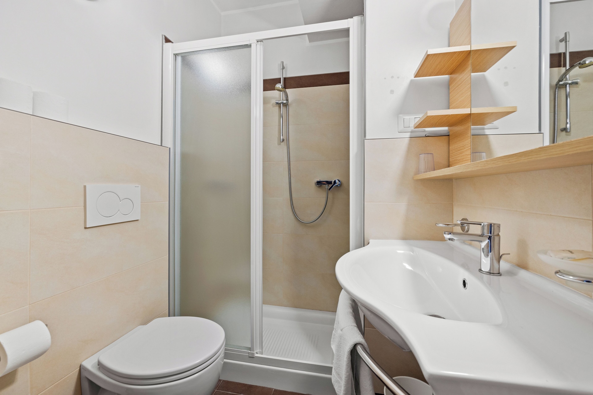 1 Bedroom, Panoramic, Apartment, 1 Double and 1 Single Bed, Murphy Bed, Valley View, Balcony، Residence Lagorai 8/8