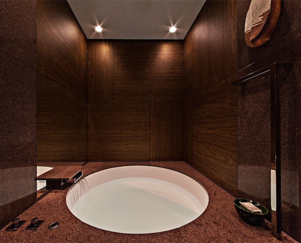 Andaz Tokyo Toranomon Hills 32/69