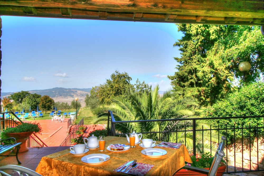 Albergo Villa Rioddi 33/50