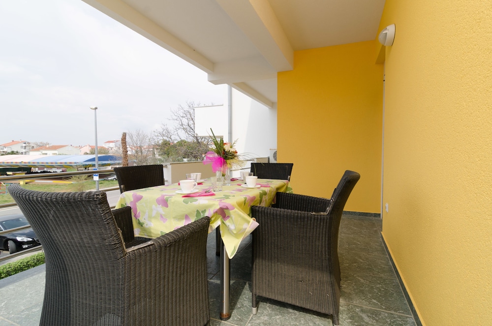 Villa Irena 33/50
