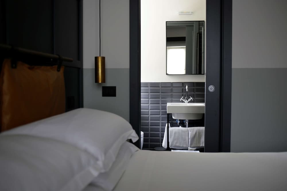 SMART, SINGLE, DOUBLE BED