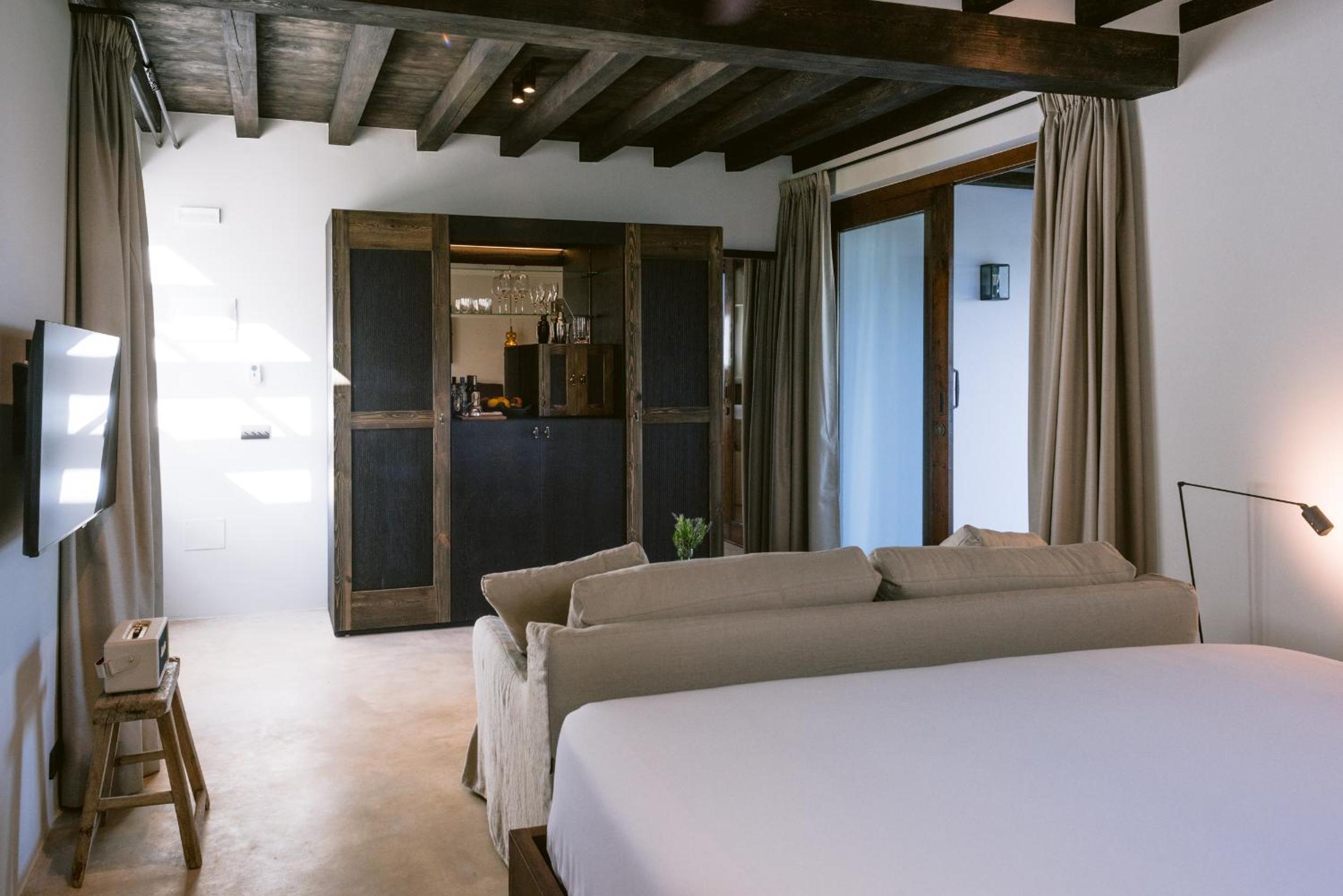 Room, King Bed, Casa Maca 6/10