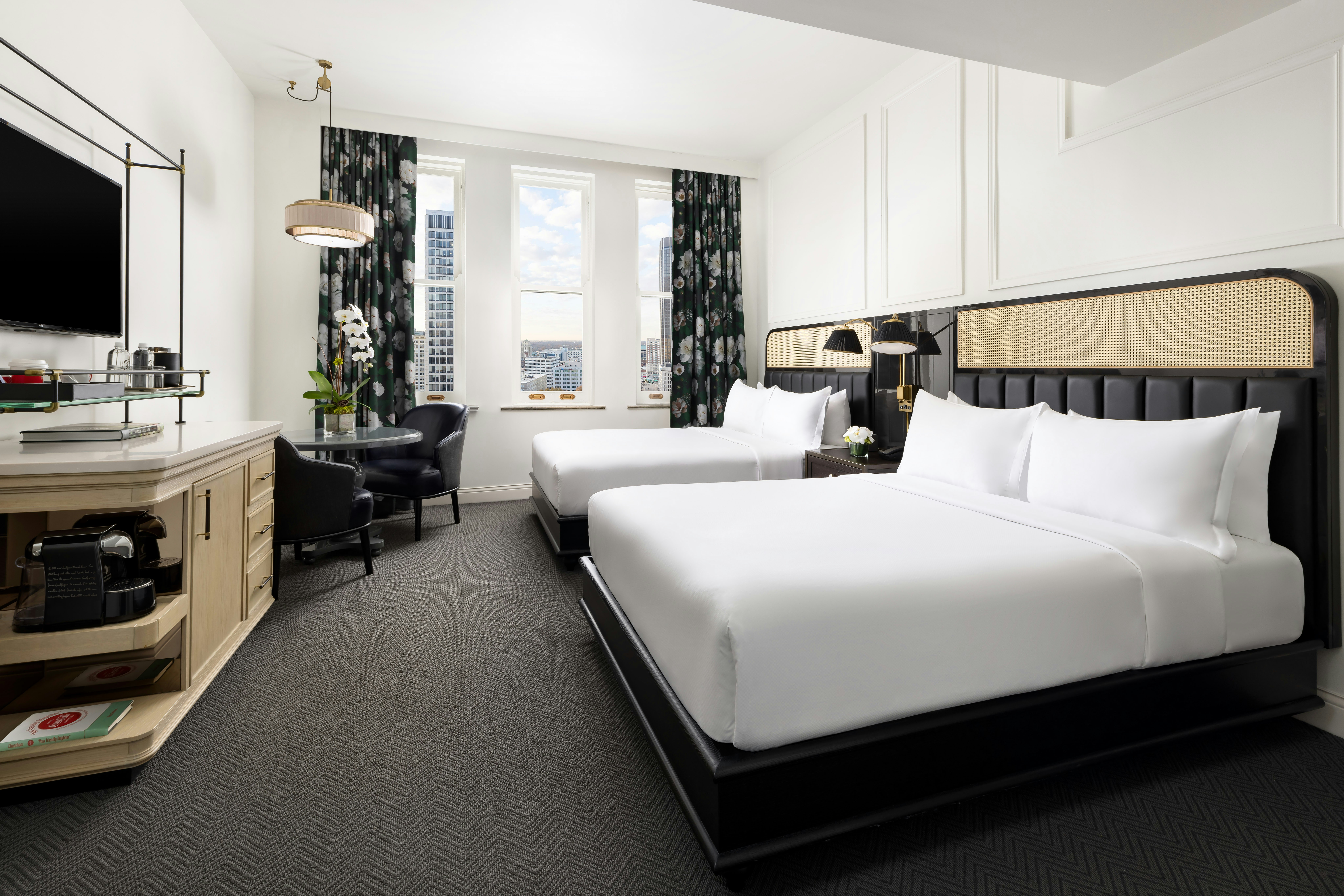 room, 2 queen beds
