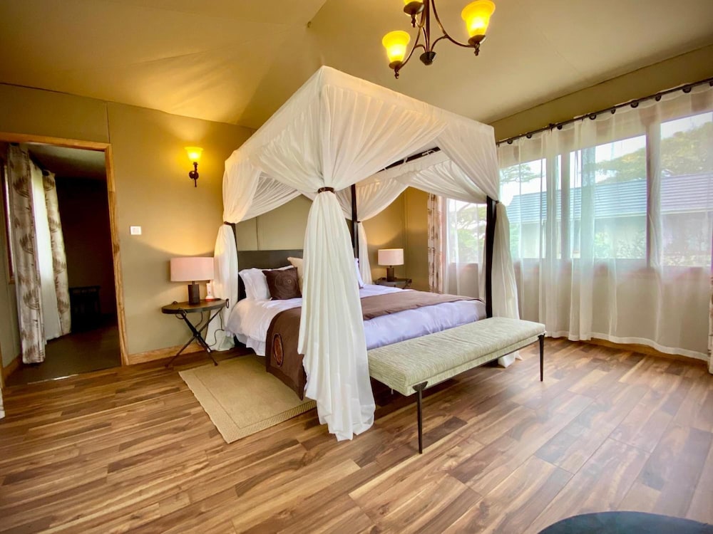 Karibu Camps and Lodges Lions Paw Ngorongoro 41/68