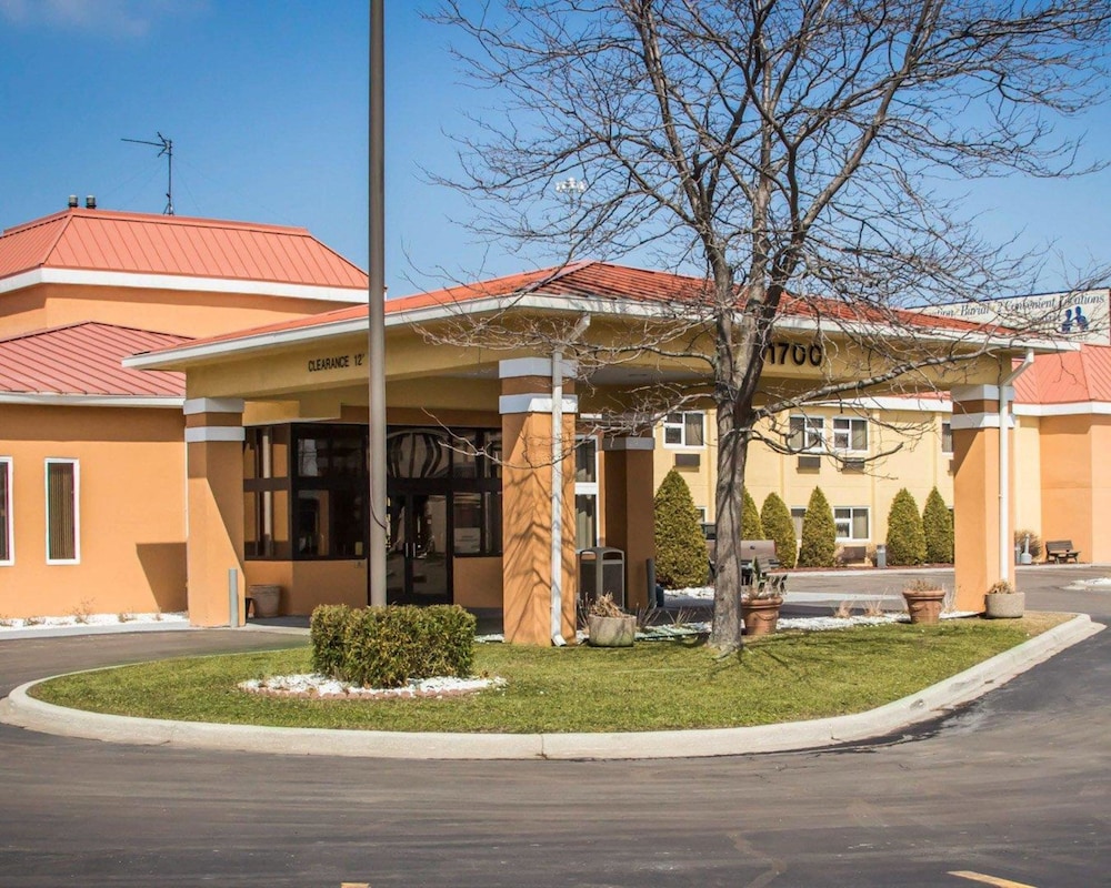 Quality Inn & Suites Port Huron 4/35