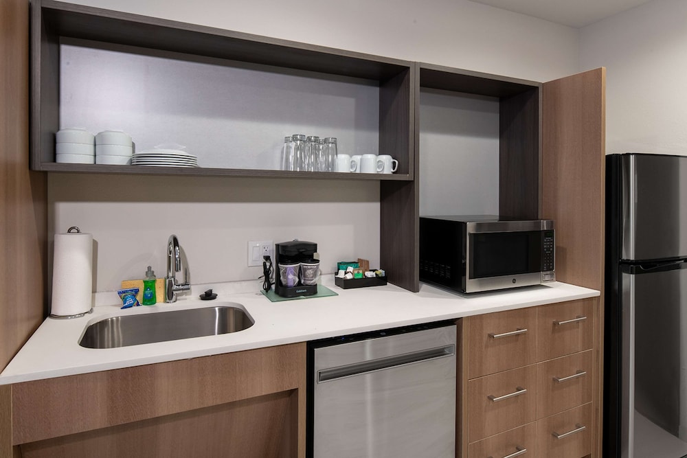 Home2 Suites by Hilton Raynham Taunton 10/56