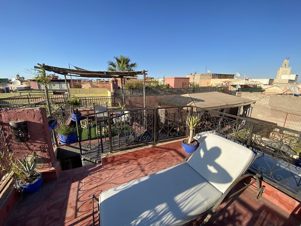 Riad Dar Tiflet 30/50