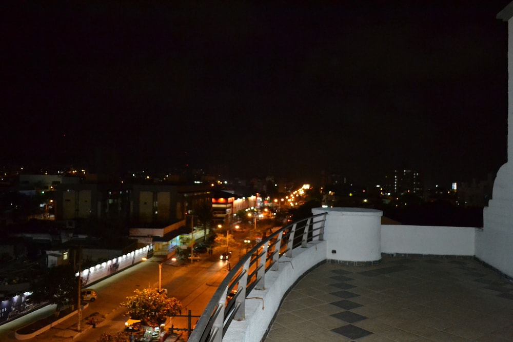 Hotel Ayenda Charthon 1316 1/60