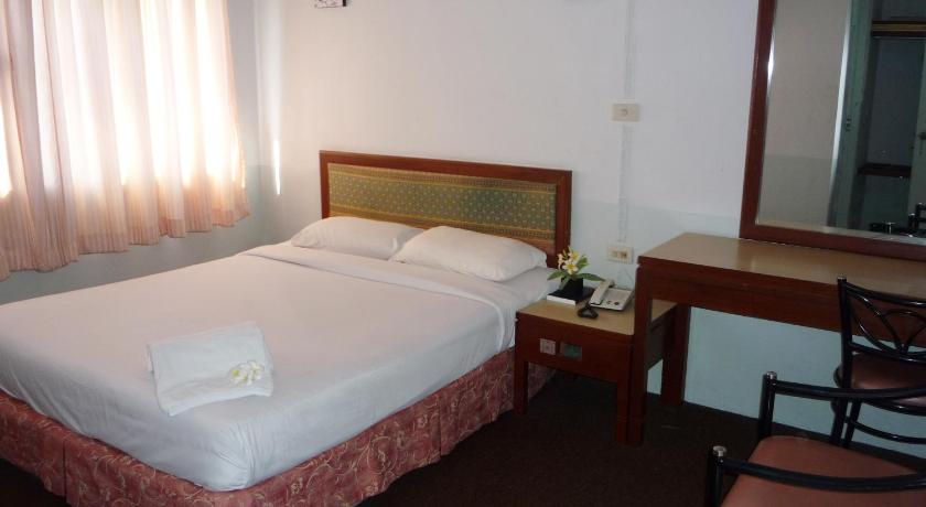 Wattana Trang Hotel 7/16