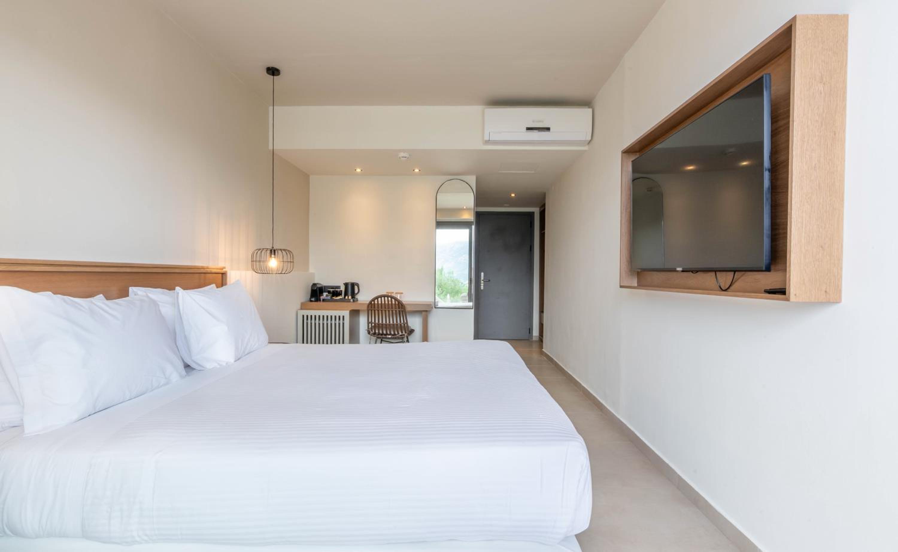 Premium, Junior Suite, Sea View, Private Pool, Iolida Corfu Resort & Spa by Smile Hotels 6/10