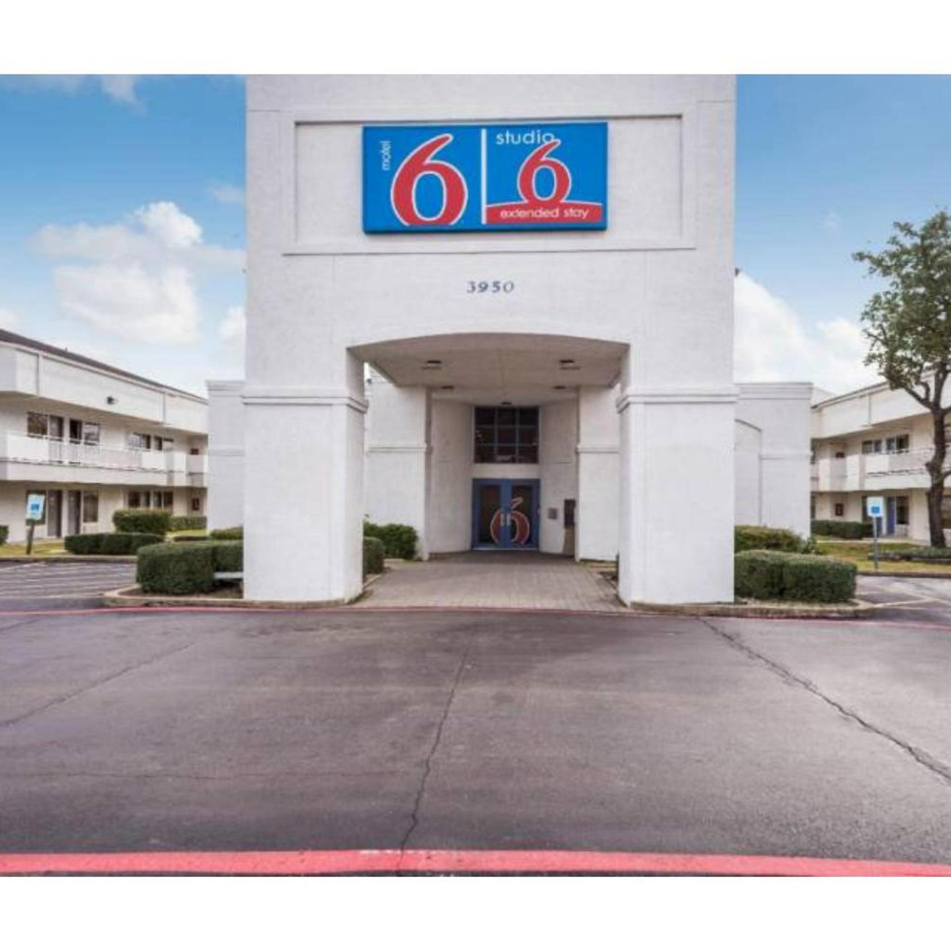 Studio6 Irving, TX - Irving DFW Airport East 24/34