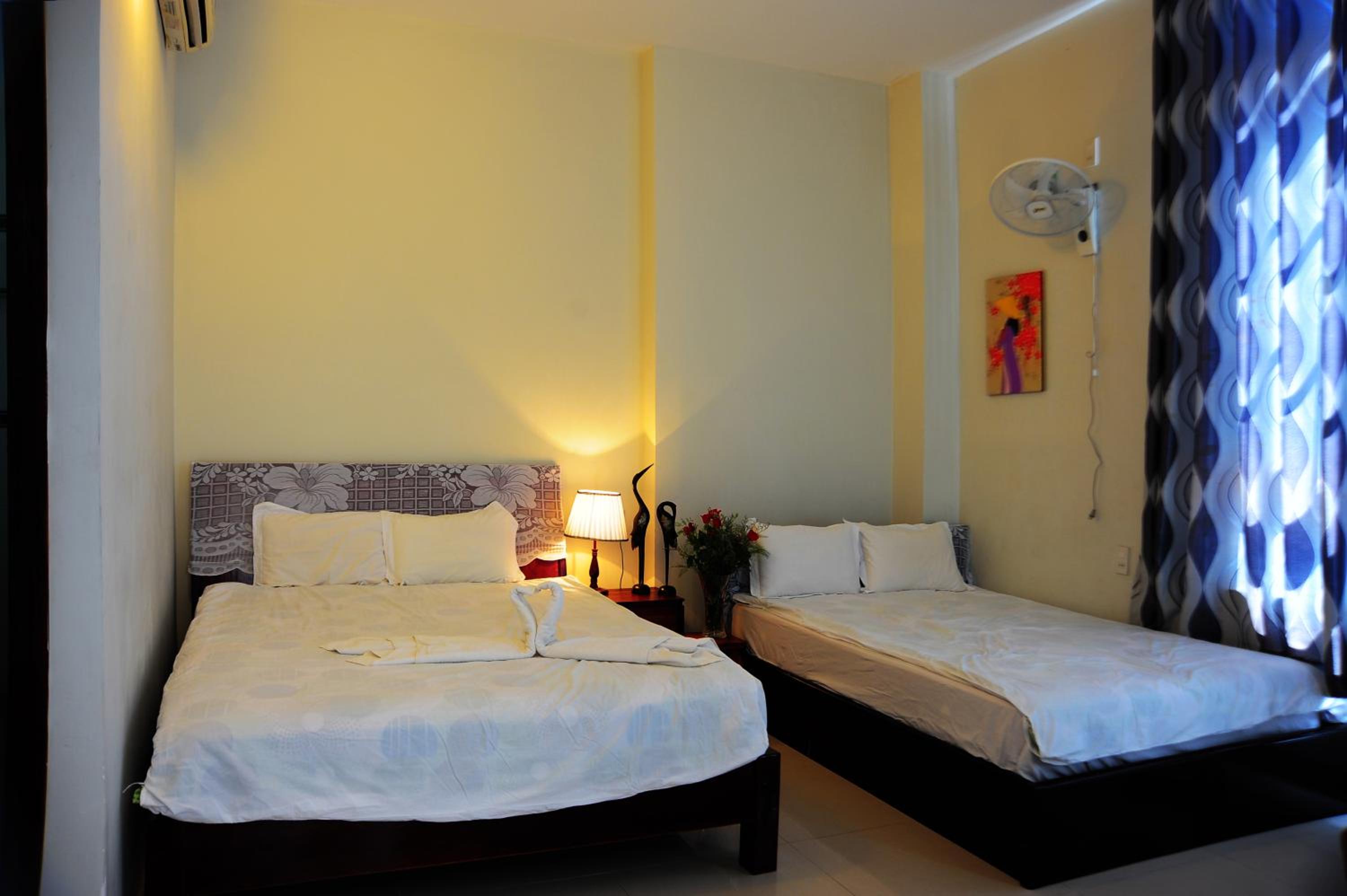 Room, Triple