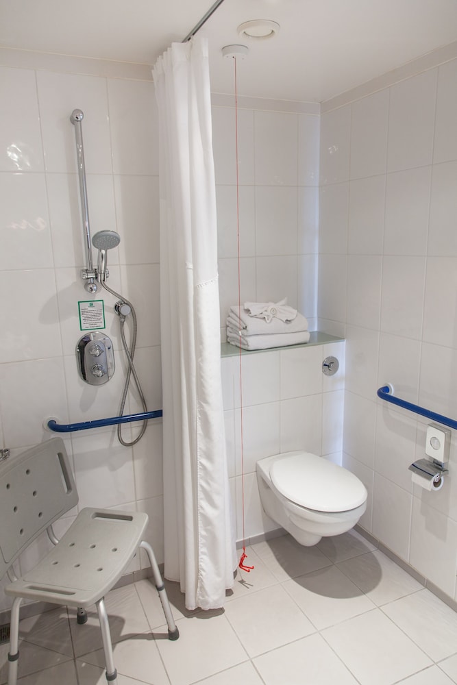 Holiday Inn London - Camden Lock by IHG 17/84