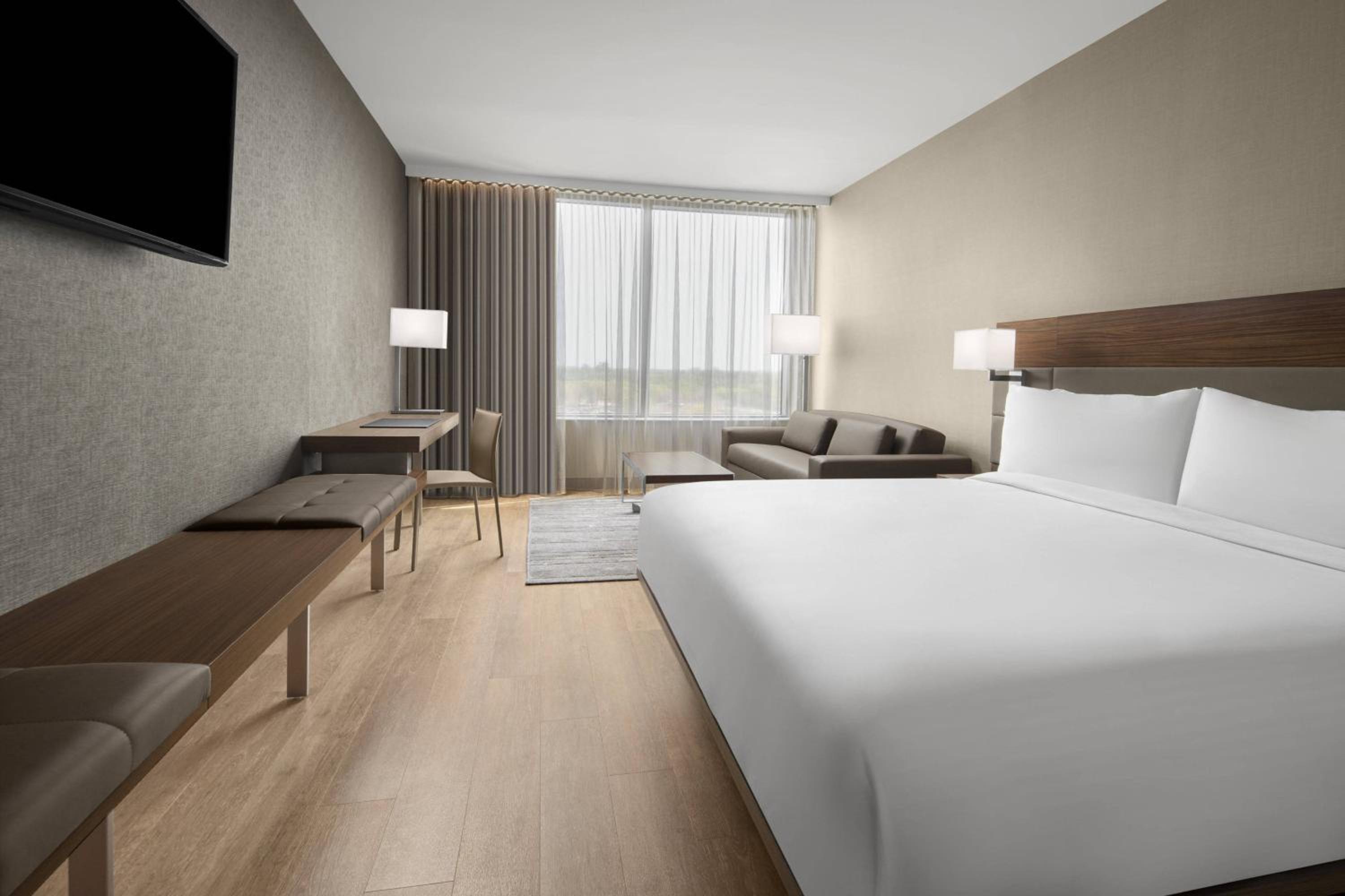 Room, King Bed, Sofa, Balcony, Corner