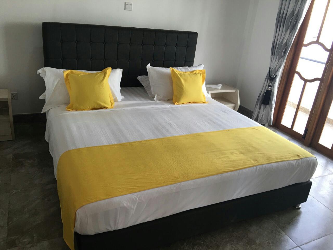 Kandyan Bluestar Villa 10/18