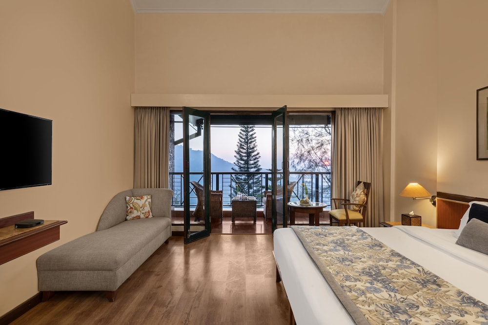 Baikunth Resort Kasauli 7/30