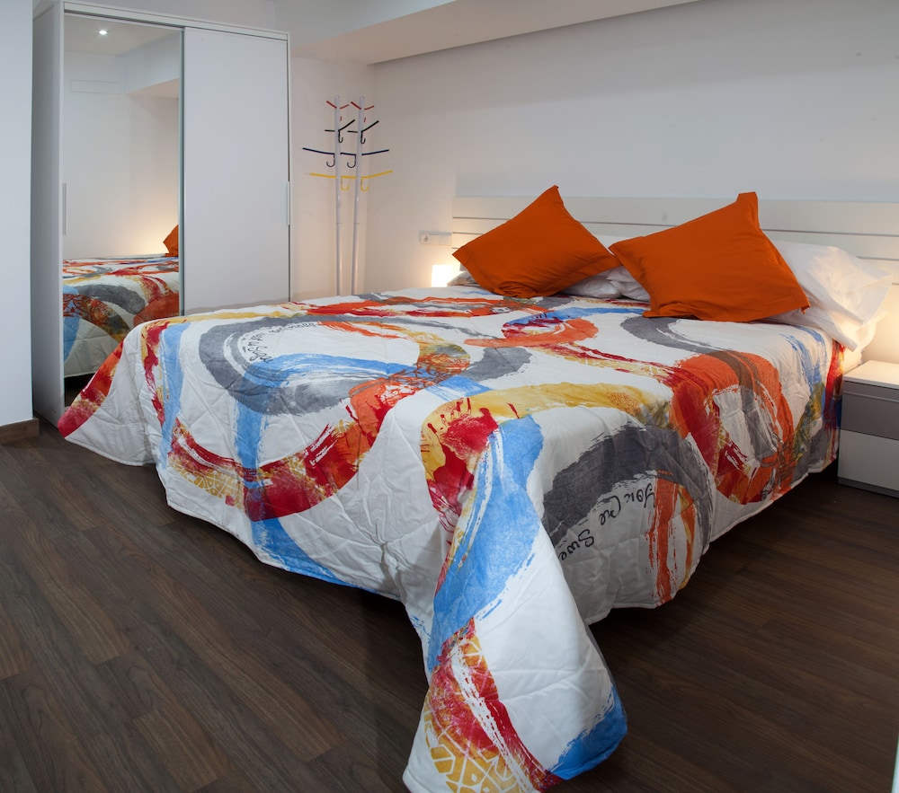 Color Suites Alicante 7/49
