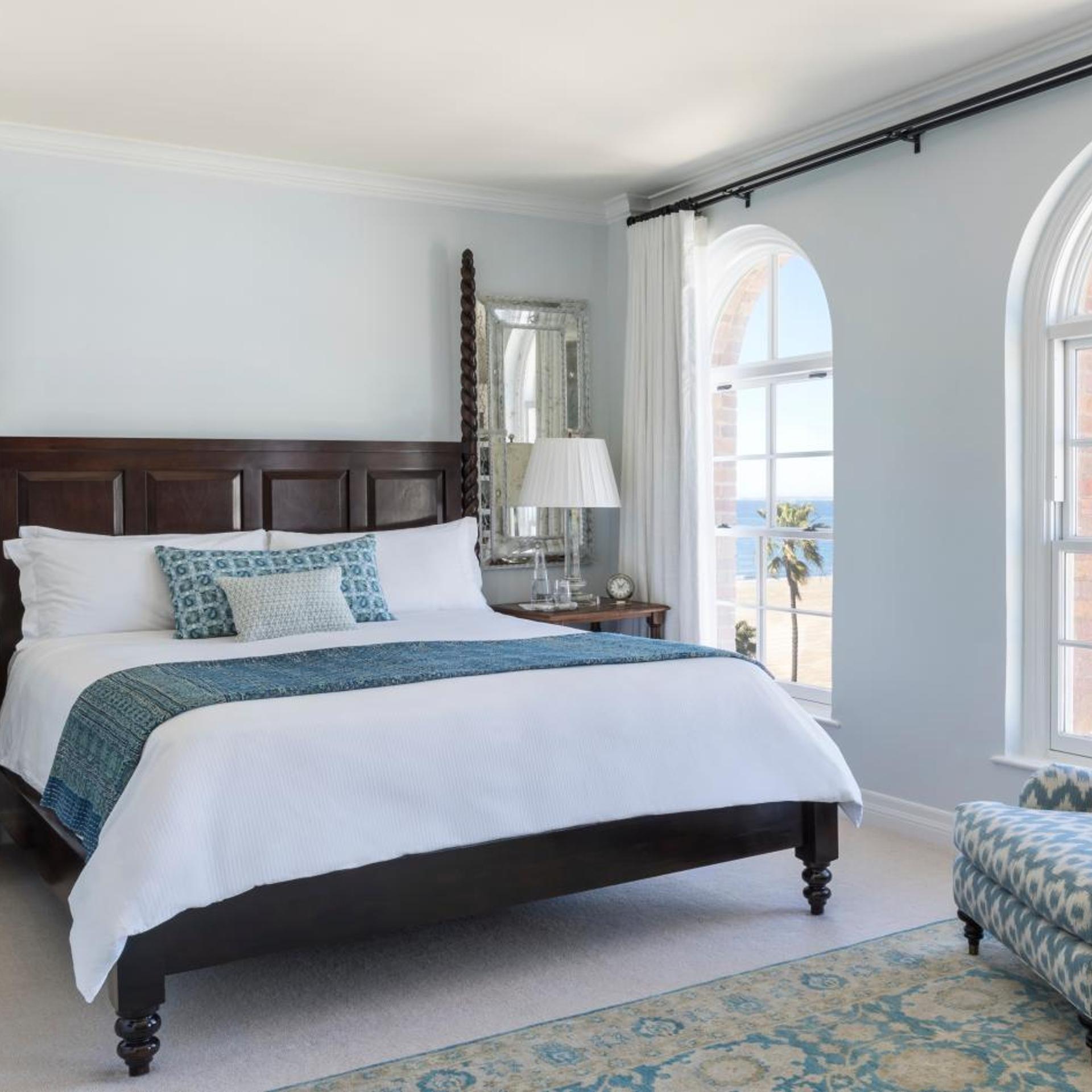 غرفة بسرير كينج بإطلالة على البحر، Hotel Casa Del Mar 2/4