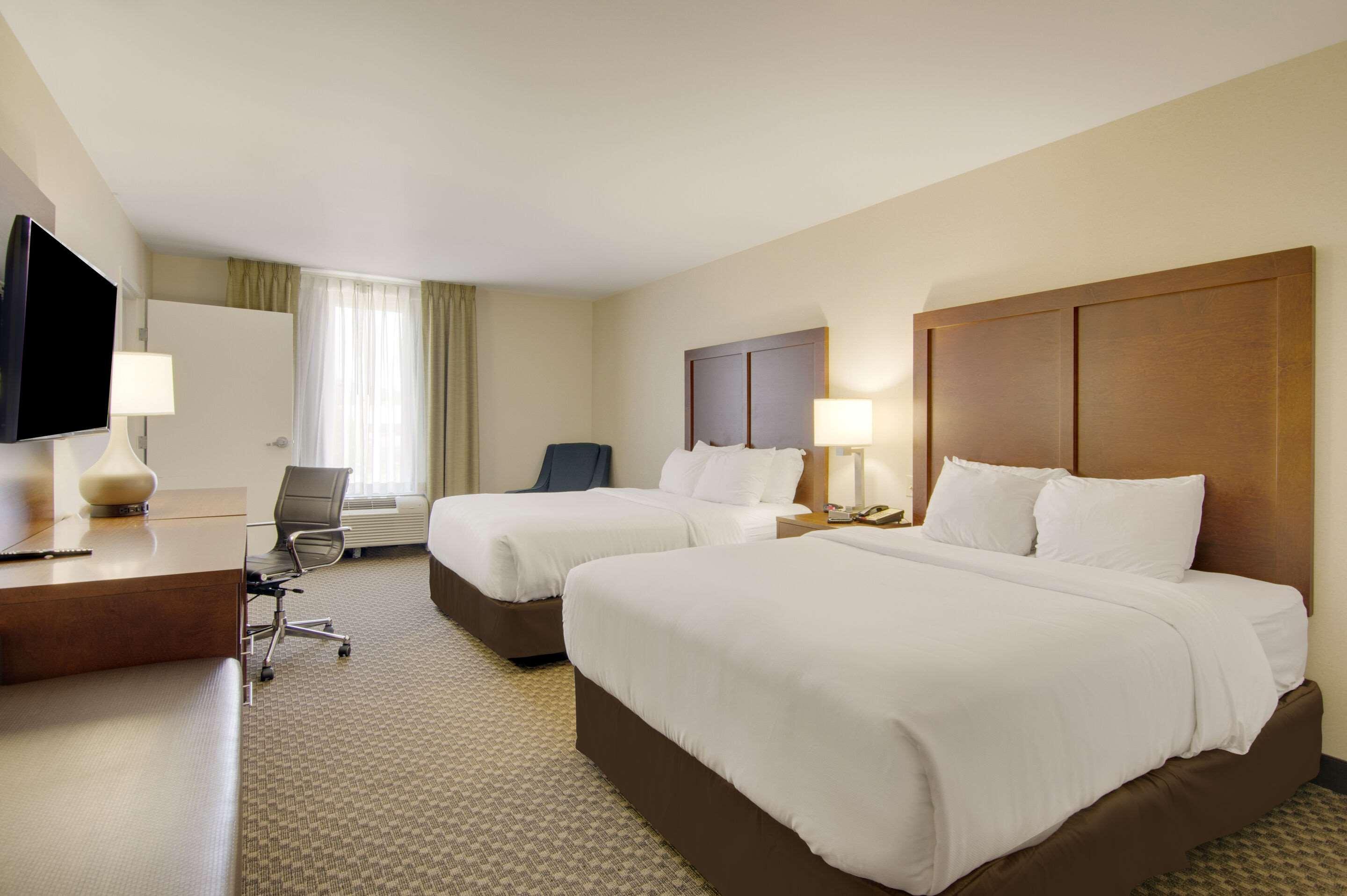 SUITE, 2 QUEEN BEDS, ACCESSIBLE