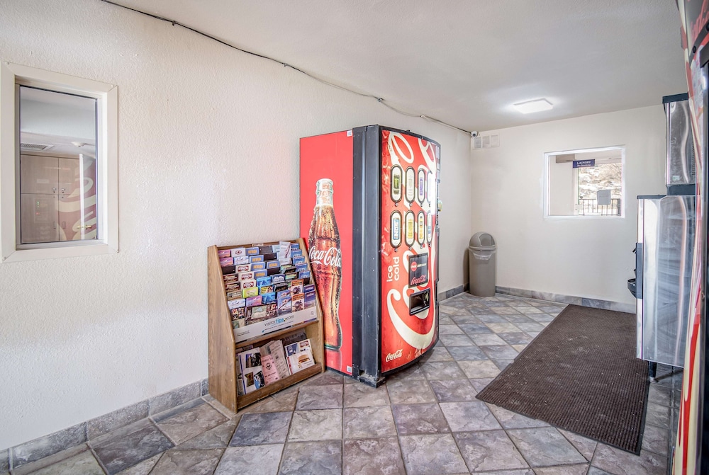 Motel6 Elko, NV 36/50