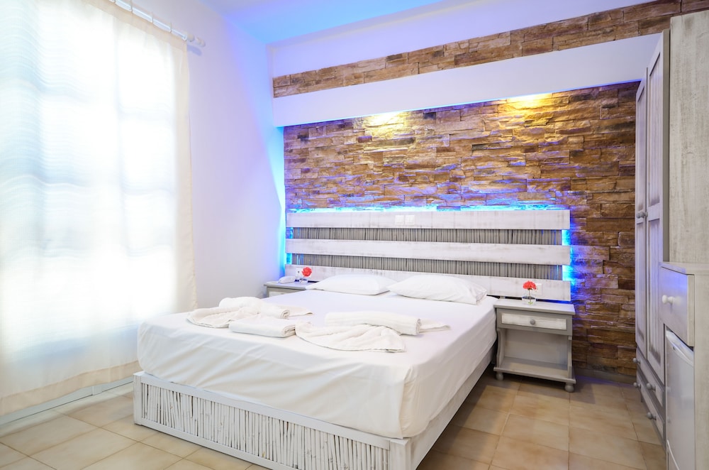 Agios Prokopios Hotel 26/59