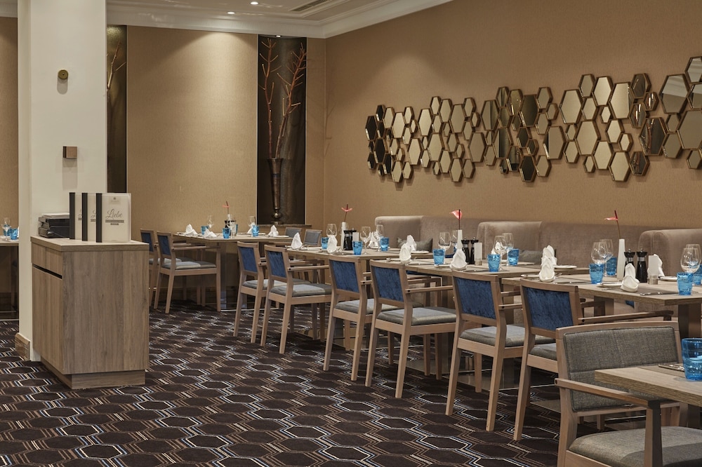 H4 Hotel Hannover Messe Formerly Copthorne Hotel Hannover 43/54